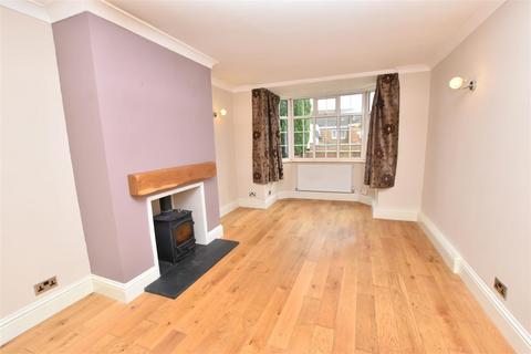 3 bedroom semi-detached house for sale, Warwick Road, Cleethorpes DN35