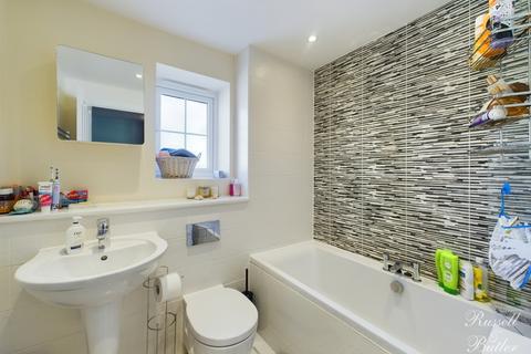 33 Border Lane, Buckingham, MK18 7SE