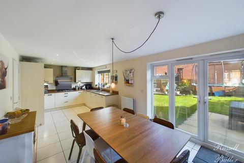 33 Border Lane, Buckingham, MK18 7SE
