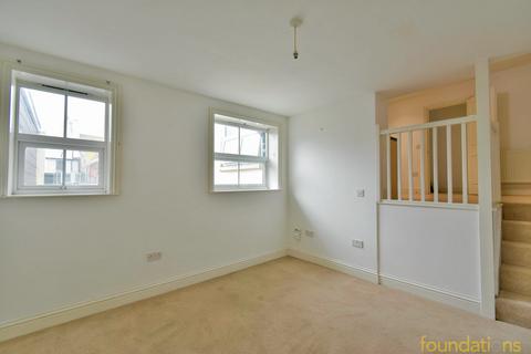 2 bedroom flat for sale, St Leonards Road, Bexhill-on-Sea, TN40