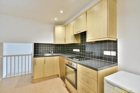 2 bedroom flat for sale, St Leonards Road, Bexhill-on-Sea, TN40