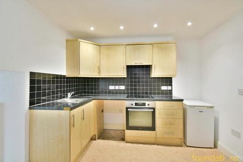 2 bedroom flat for sale, St Leonards Road, Bexhill-on-Sea, TN40