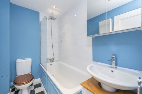 2 bedroom flat for sale, Hormead Road, Maida Vale, London