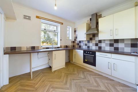 3 bedroom house to rent, Dawlands Close, Sheffield