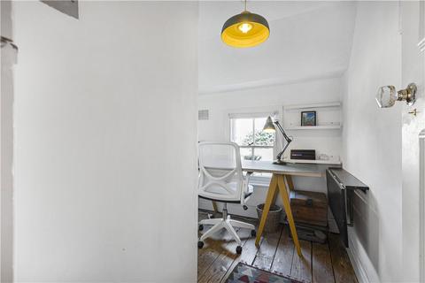 53c Graham Road, London, E8 1PB