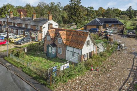 2 bedroom detached house for sale, High Street, Milton, Abingdon, Oxfordshire, OX14 4EJ