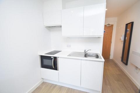 3 bedroom apartment for sale, London Road , Newcastle-Under-Lyme ST5