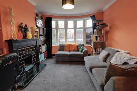 3 bedroom semi-detached house for sale, Lunt Avenue, Crewe