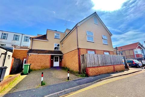 1 bedroom flat to rent, Sussex Street, West Sussex PO21