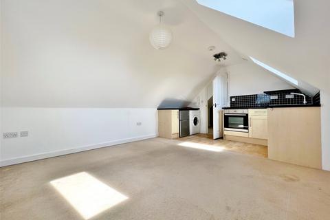 1 bedroom flat to rent, Sussex Street, West Sussex PO21