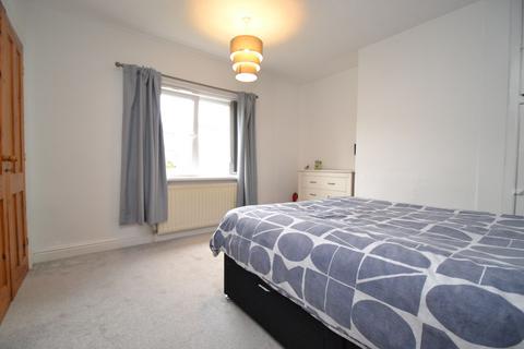 6 Vicarage Road, Shipley, BD18 1HB