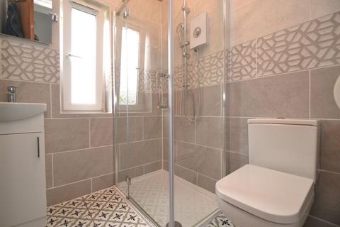 6 Vicarage Road, Shipley, BD18 1HB