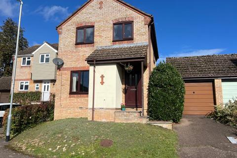 3 bedroom detached house to rent, Pinners Way, Bury St. Edmunds IP33