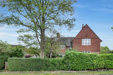 4 bedroom semi-detached house for sale, Brookland Rise, Hampstead Garden Suburb