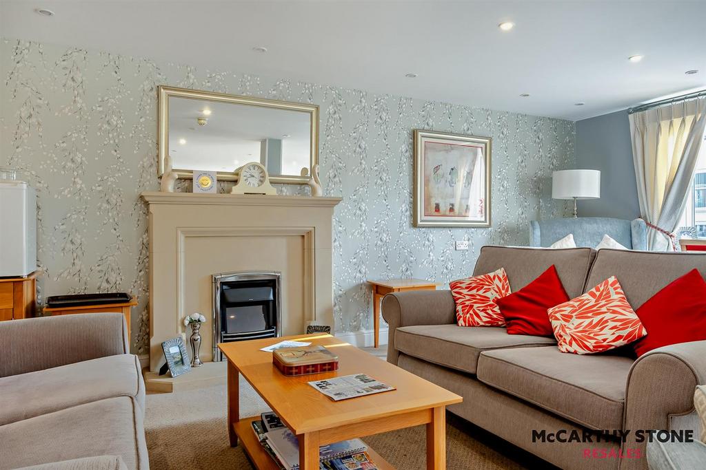 8622782-interior34-800.jpg
