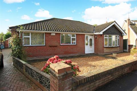 3 bedroom detached bungalow for sale, High Mount, Donnington