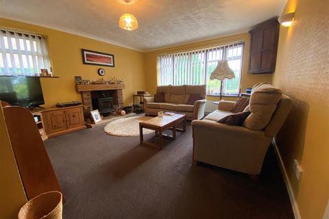 3 bedroom detached bungalow for sale, High Mount, Donnington