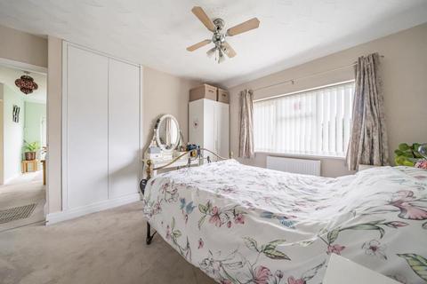 3 bedroom maisonette for sale, High Wycombe,  Buckinghamshire,  HP12