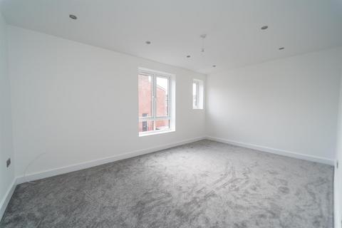 4 bedroom townhouse for sale, Blackburn Street, Old Trafford