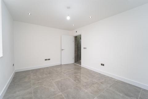 4 bedroom townhouse for sale, Blackburn Street, Old Trafford