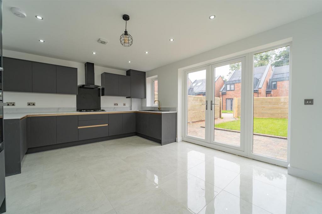 Blackburn Street, Old Trafford 4 bed townhouse for sale £440,000