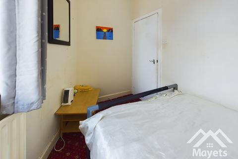 200 Accrington Road, Blackburn, BB1 2AH