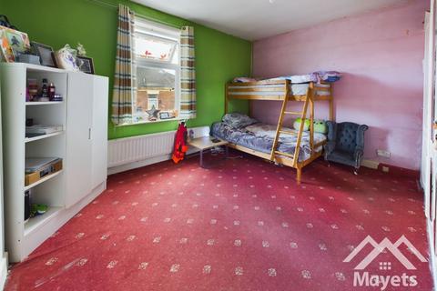 200 Accrington Road, Blackburn, BB1 2AH