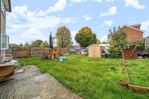 Flat A, 65 Robin Hood Way, Greenford, UB6 7QW