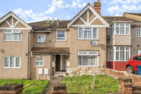 Flat A, 65 Robin Hood Way, Greenford, UB6 7QW