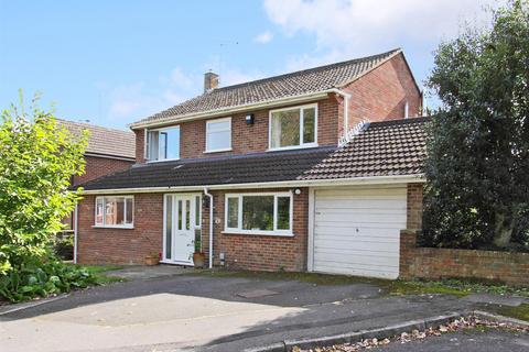 4 bedroom detached house for sale, Manor Close, Abbotts Ann, Andover