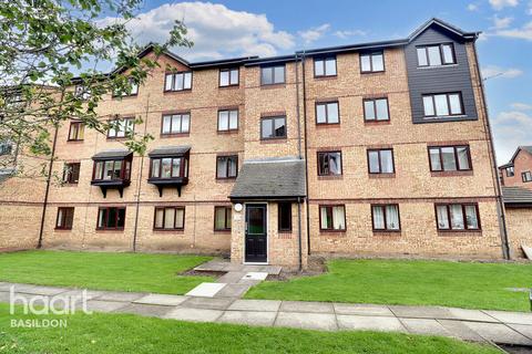 2 bedroom apartment for sale, Waterville Drive, Basildon