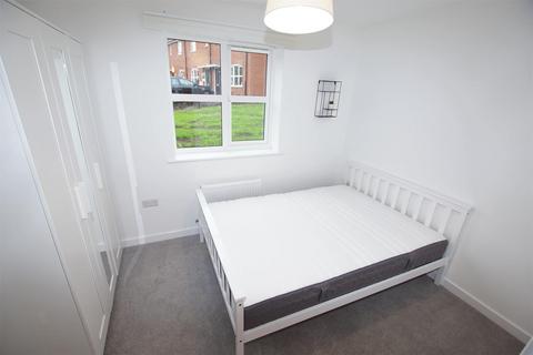 2 bedroom flat to rent, 16 Cottrell Way, Birmingham B29