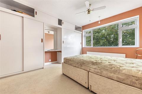 24 Homemead Road, Bromley, BR2 8BA