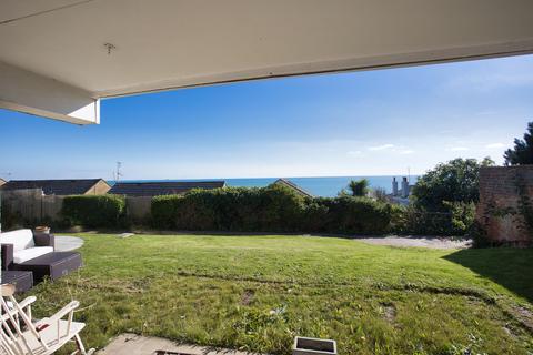 2 bedroom ground floor flat for sale, Castle Bay, Sandgate, CT20