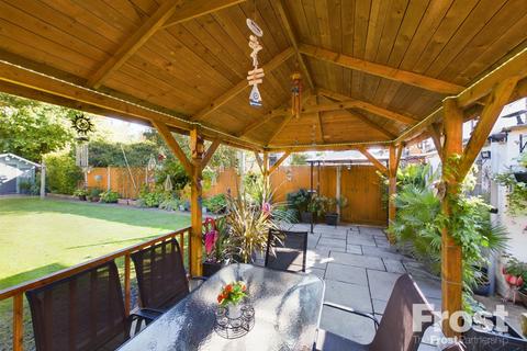 110 Brookside Avenue, Ashford, TW15 3LY