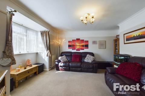 110 Brookside Avenue, Ashford, TW15 3LY