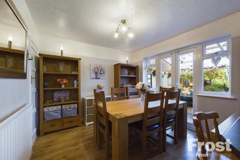 110 Brookside Avenue, Ashford, TW15 3LY