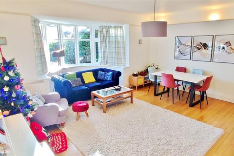 2 bedroom flat for sale, Furzeholme, High Salvington, Worthing, West Sussex, BN13