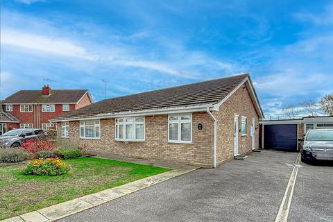 2 bedroom semi-detached bungalow for sale, Poplar Grove, Burnham-On-Crouch