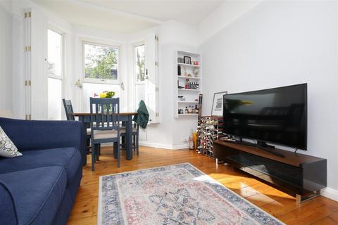 2 bedroom flat for sale, Florence Road, Finsbury Park