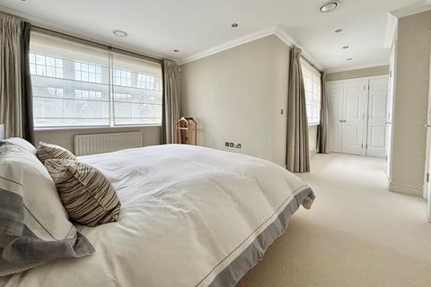 15 Limewood Close, Beckenham, BR3 3XW