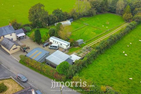 5 bedroom property with land for sale, Saron, Llandysul