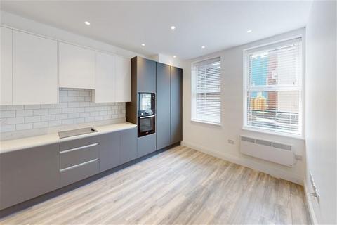 undefined, High Road, South Woodford, E18