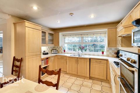 6 bedroom detached house for sale, High Trees, Dartford