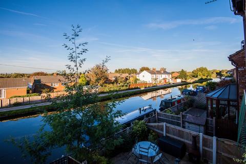 4 bedroom terraced house to rent, Quayside Mews, Lymm WA13