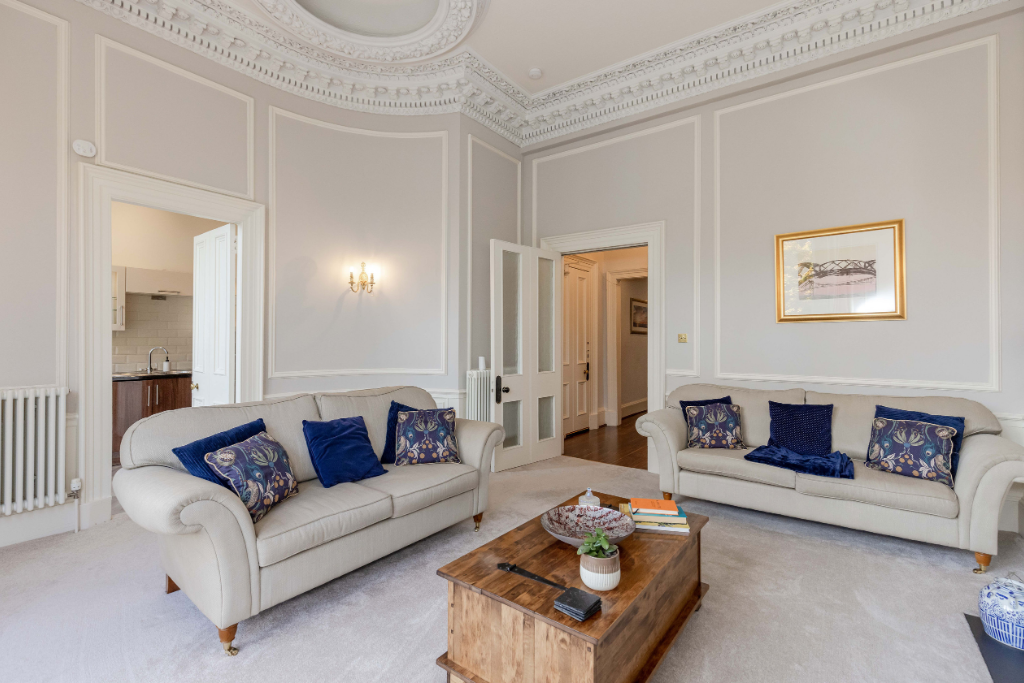 Buckingham Terrace, Edinburgh EH4 2 bed apartment for sale £540,000
