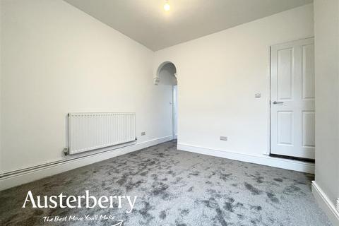 2 bedroom terraced house for sale, Highgrove Road, Stoke-On-Trent ST4