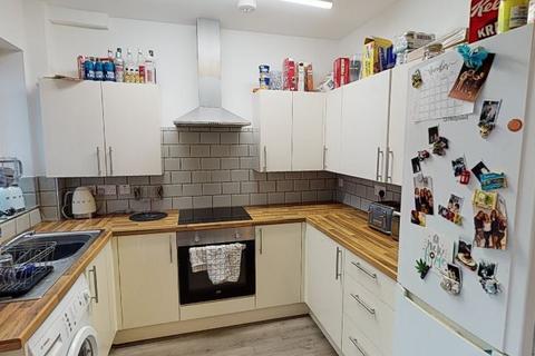 4 bedroom house to rent, Oaklands Avenue, Leicestershire LE11