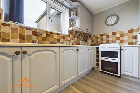 93 Walton Lane, Nelson, BB9 8BG