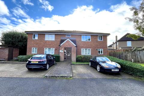 25 Ranyard Close, Chessington, KT9 1HR